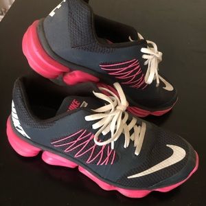 Nike 6Y Lunar Series